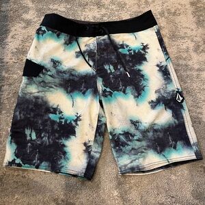 Boys Volcom Mod-Tech Swim Trunks sz.30